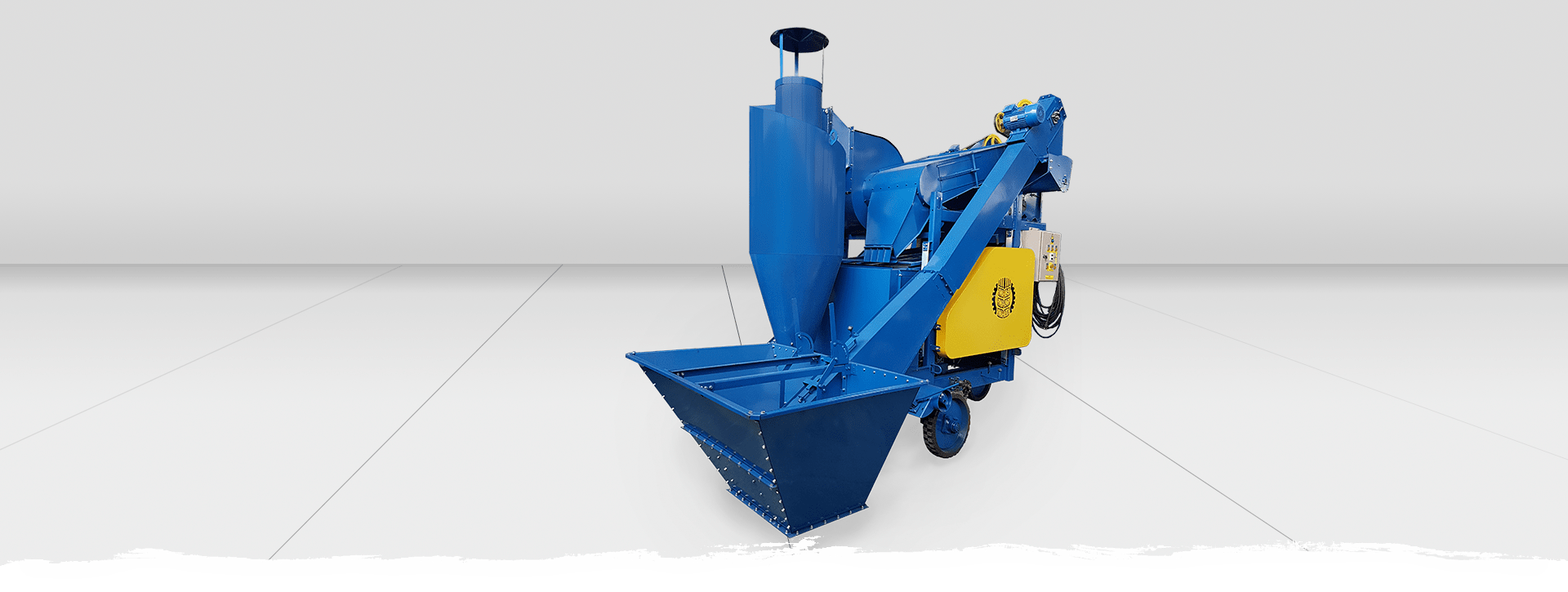 Self-propelled grain cleaner OBC-25CB with a cyclone and a hopper for quick cleaning of any grain